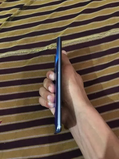 poco f3 مساحة 256 رمات8+8 معالج 870 معاه الكرتونه والشاحن 