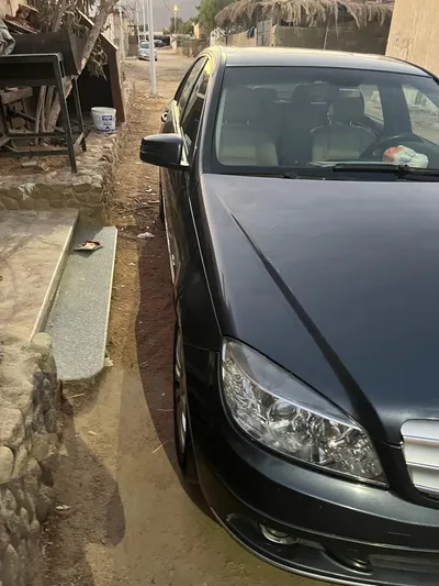 Mercedes Benz C-Class 2009