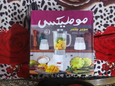 خلاط جديد متفتحش بالكرتونة