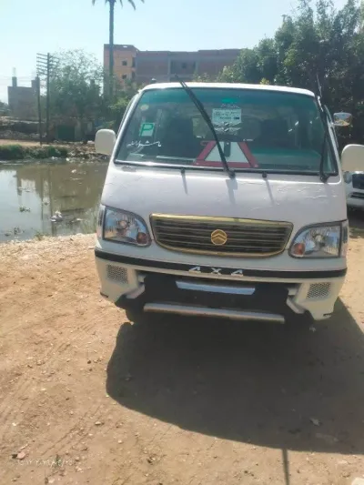 ميكروباص تويوتا 