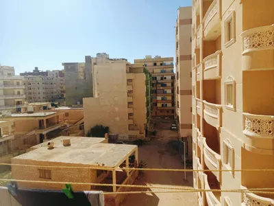 شقة في باب البحر للبيع 