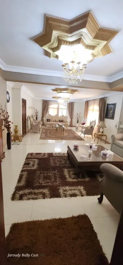 للبيع فيلا دوبلكس فاخرة بغرب السوميد - ٦ أكتوبر