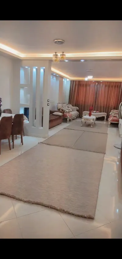 Apartment for sale in Gesr Al Suez