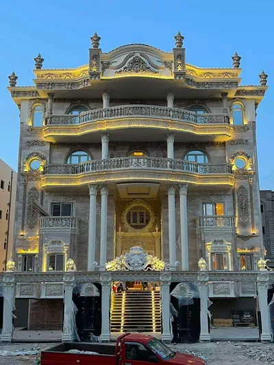 عندي عماره للبيع بشتيل تاني نمره من شارع ال ٧متر 