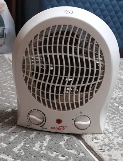 مدفأة كهربائية جروهي