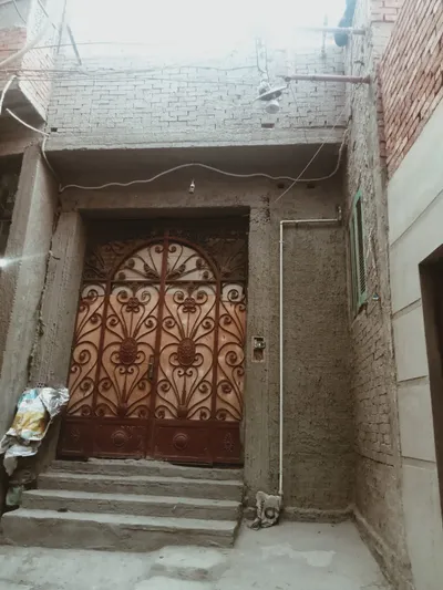 بيت للبيع في اويش الحجر مساحه 73متر دورين والتاني واقف علي الصبه 