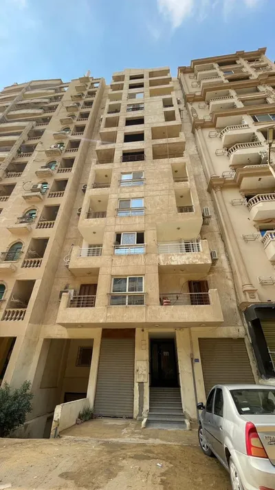 Apartment for sale in 50th Street