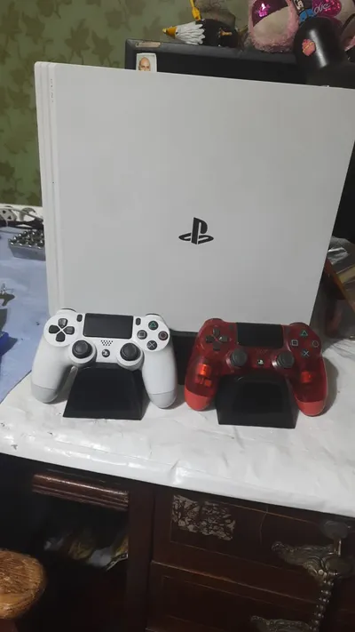 Ps4 pro 1T LIMTED EDITION 
