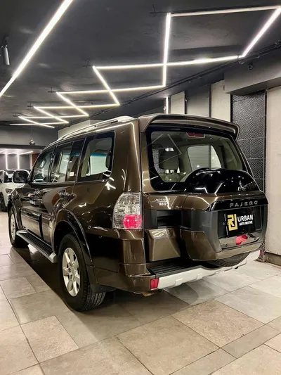 Mitsubishi Pajero 2021